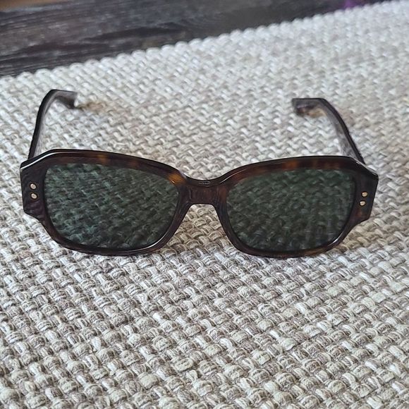 DIOR LadyDiorStuds Sunglasses - Picture 3 of 10